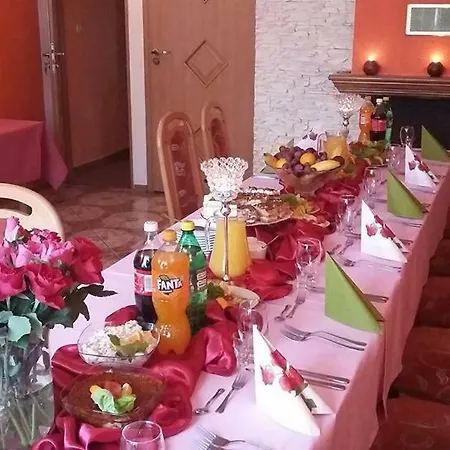 Gosciniec Staropolski *